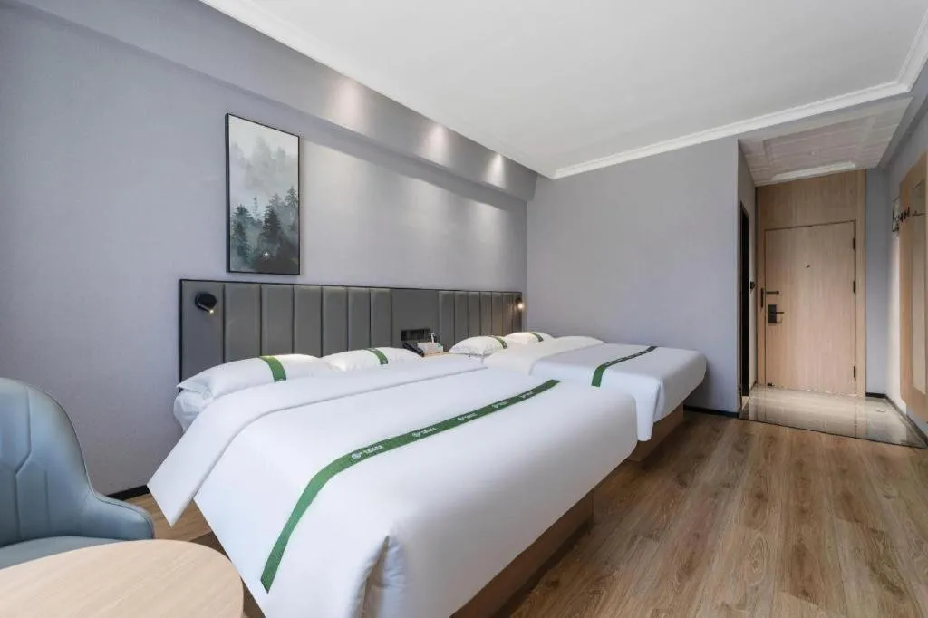 Bed in GreenTree Inn Weihai Port