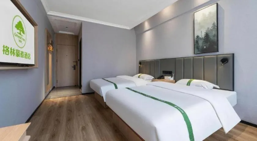 Bed in GreenTree Inn Weihai Port