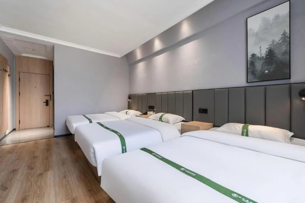 Bed in GreenTree Inn Weihai Port