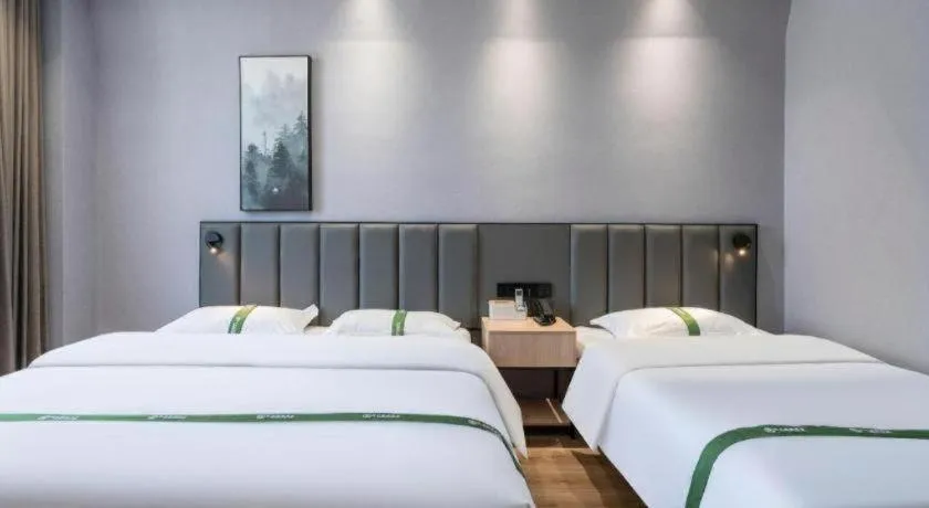 Bed in GreenTree Inn Weihai Port