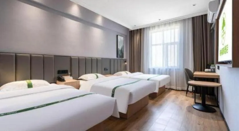 Bed in GreenTree Inn Weihai Port