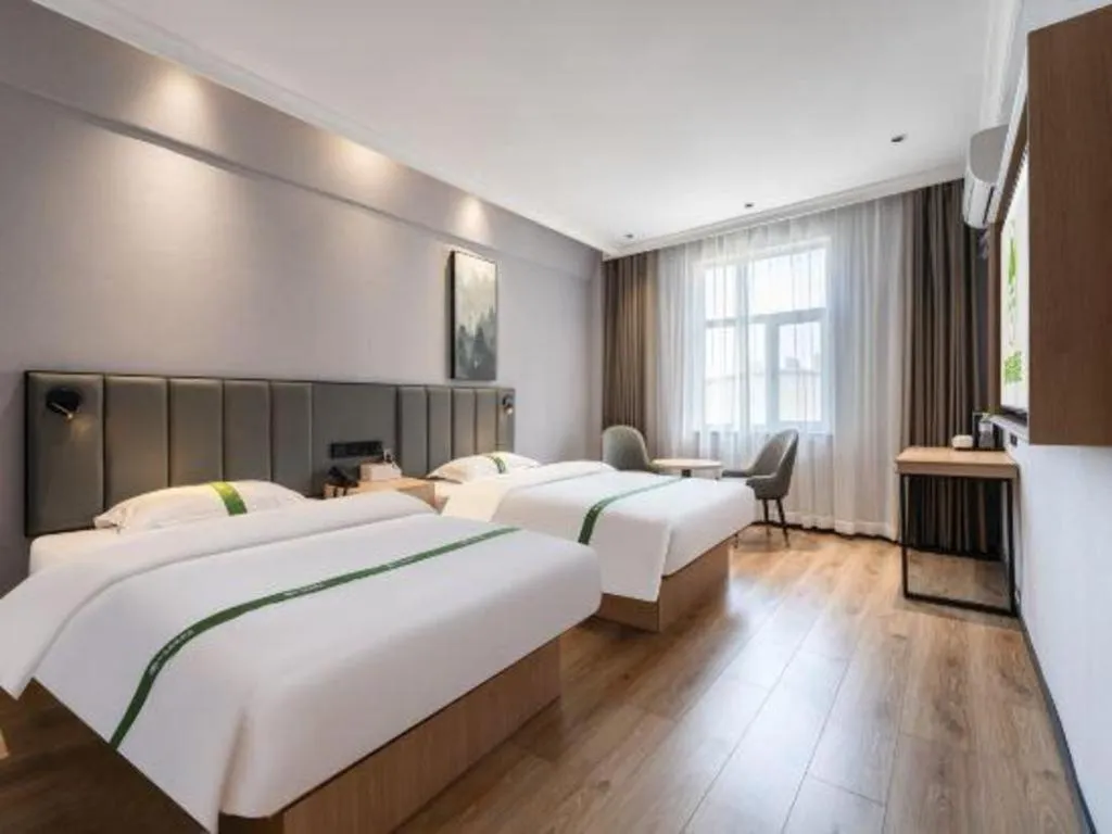 Bed in GreenTree Inn Weihai Port