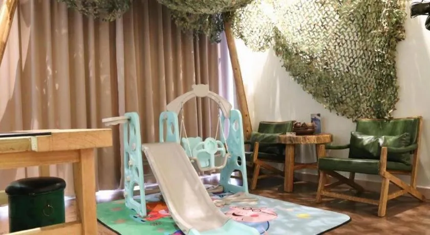 Huangma Holiday Nanhai Museum Hotel