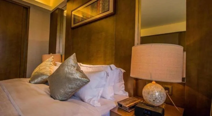 Bed in Wuhan Gleetour Hotel