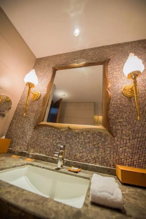 Wuhan Gleetour Hotel