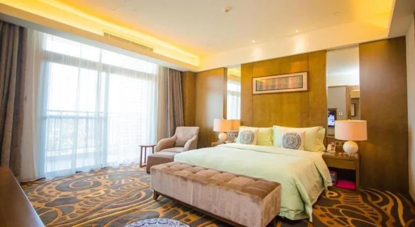 Bed in Wuhan Gleetour Hotel