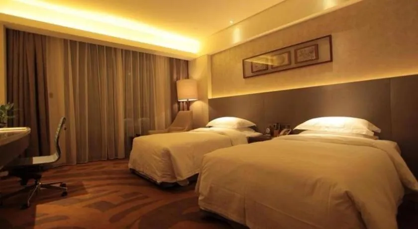Bed in Wuhan Gleetour Hotel