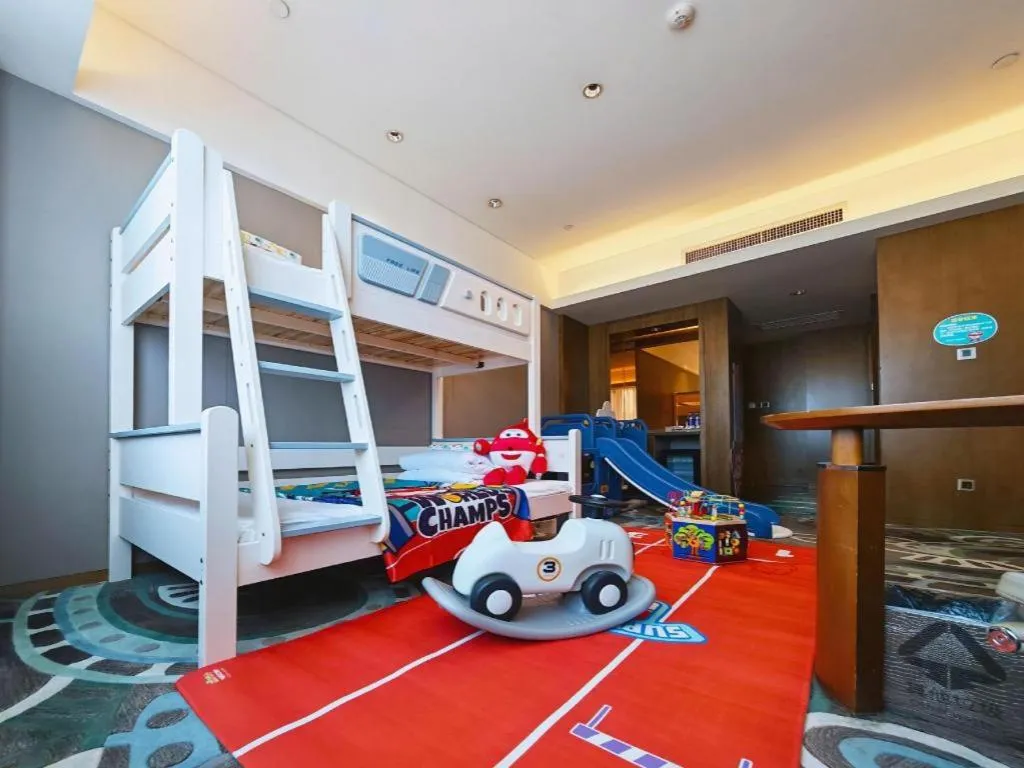 Bed in Wuhan Gleetour Hotel