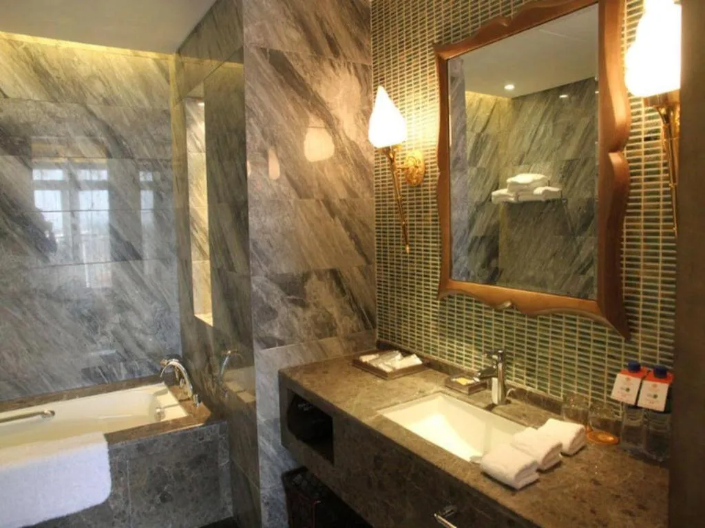 Wuhan Gleetour Hotel