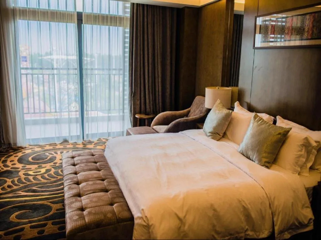 Bed in Wuhan Gleetour Hotel