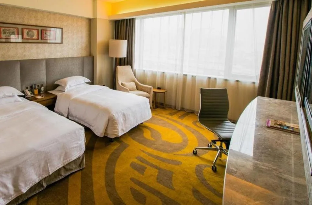 Bed in Wuhan Gleetour Hotel