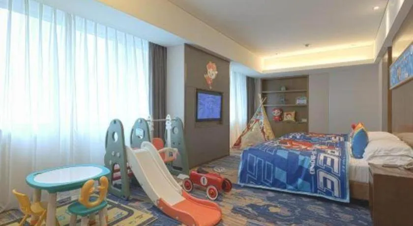 Bed in Wuhan Gleetour Hotel