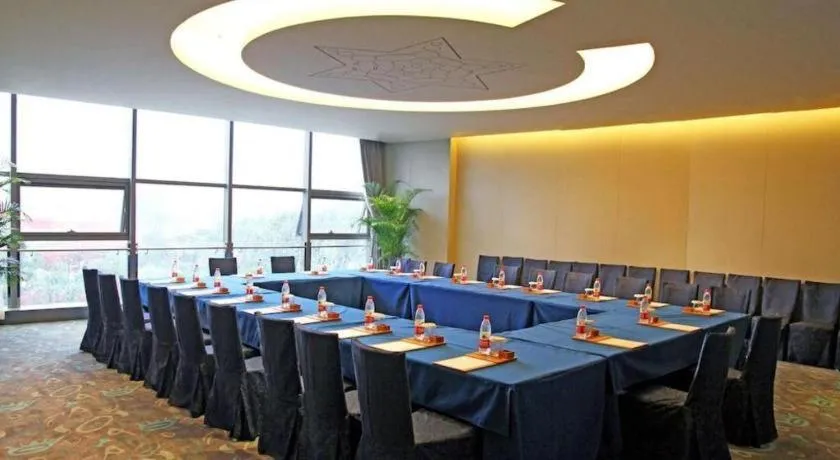 Wuhan Gleetour Hotel