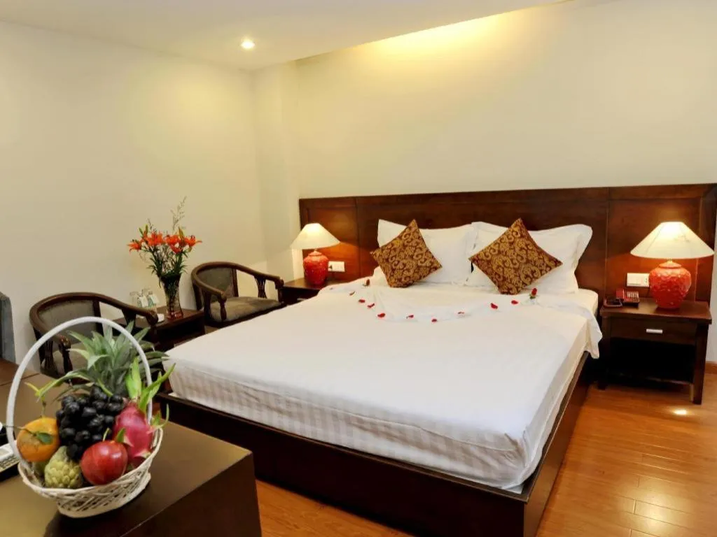 Bed in Hanoi Golden Hotel