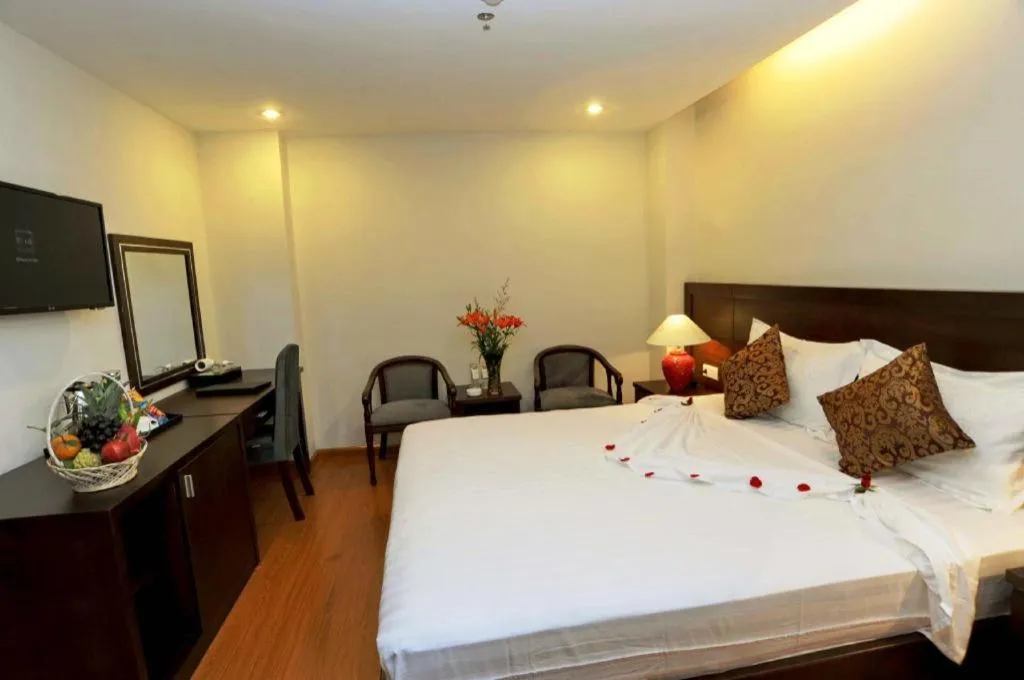 Bed in Hanoi Golden Hotel