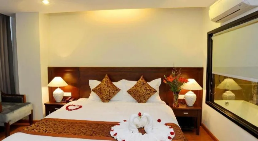 Bed in Hanoi Golden Hotel