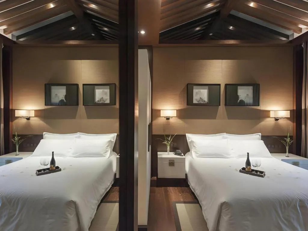 Bed in Pins De La Brume Hotel