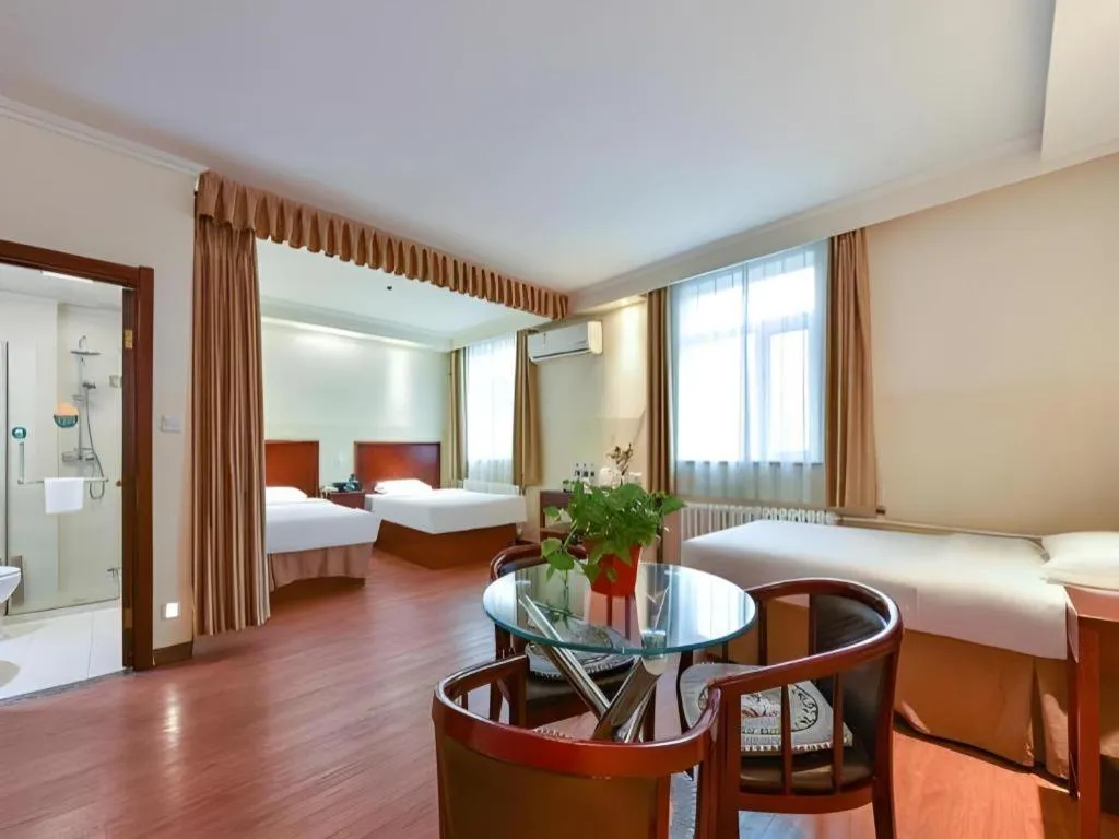 Bed in GreenTree Inn Beijing Fengtai Dongda Street Express Hotel