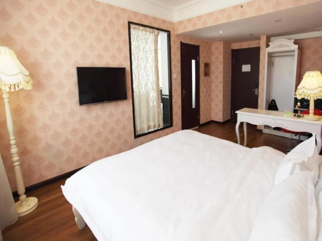 Bed in Anshan Camilla Business Hotel