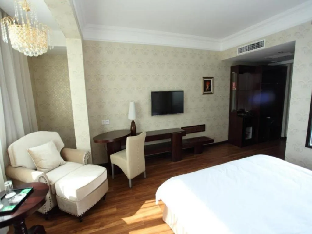 Bed in Anshan Camilla Business Hotel