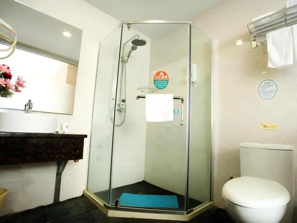 GreenTree Inn Guangzhou Panyu Bus Station Business Hotel