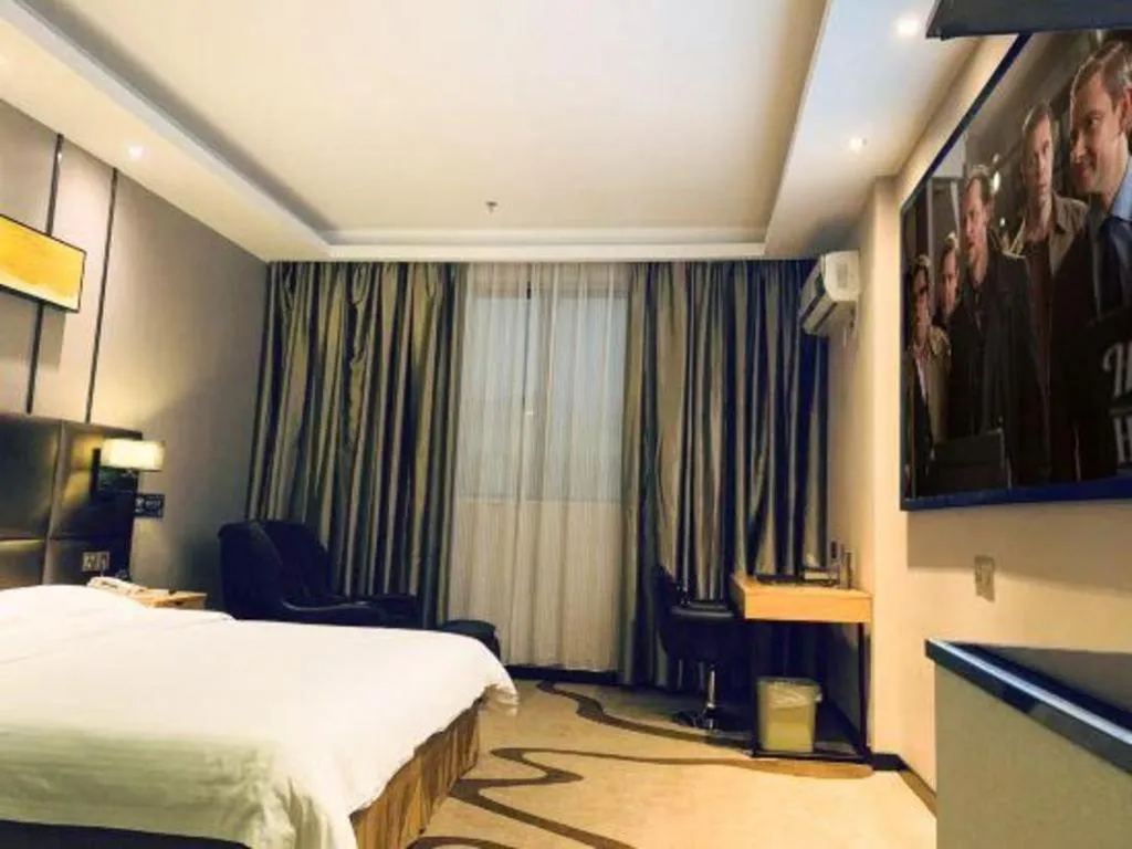 Bed in GreenTree Inn Guangzhou Panyu Bus Station Business Hotel