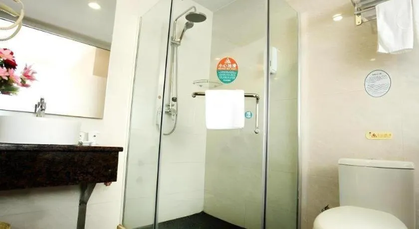 GreenTree Inn Guangzhou Panyu Bus Station Business Hotel