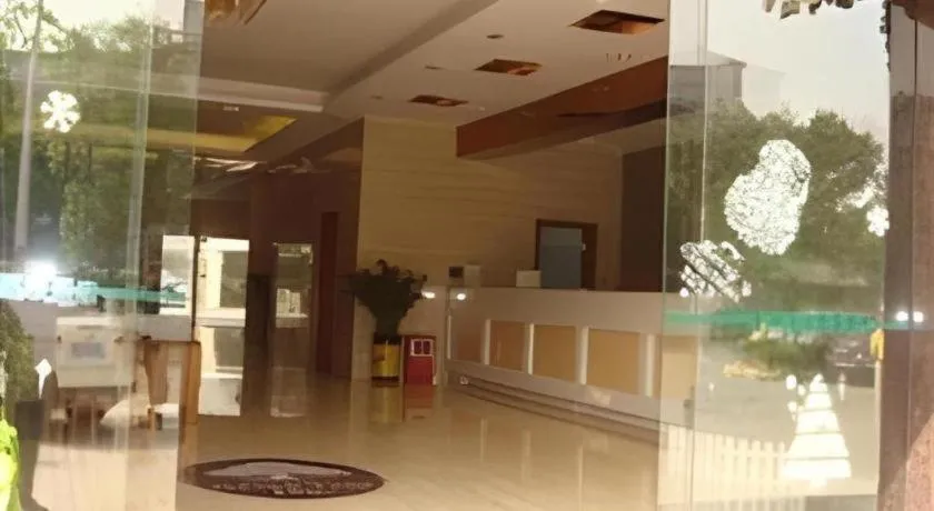 GreenTree Inn Guangzhou Panyu Bus Station Business Hotel