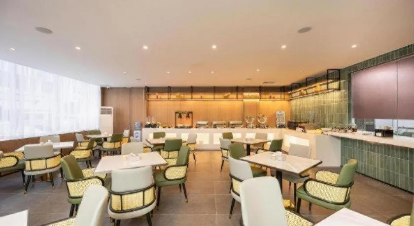 GreenTree Inn Guangzhou Panyu Bus Station Business Hotel