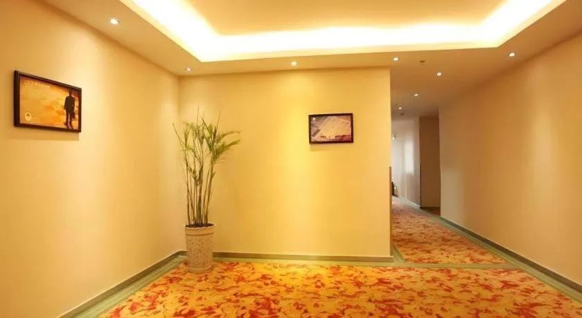 GreenTree Inn Guangzhou Panyu Bus Station Business Hotel