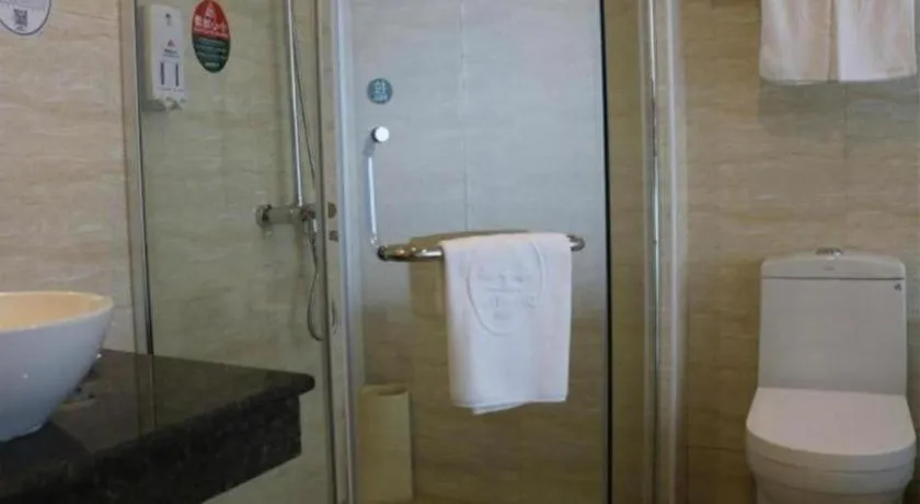 GreenTree Inn Guangzhou Panyu Bus Station Business Hotel