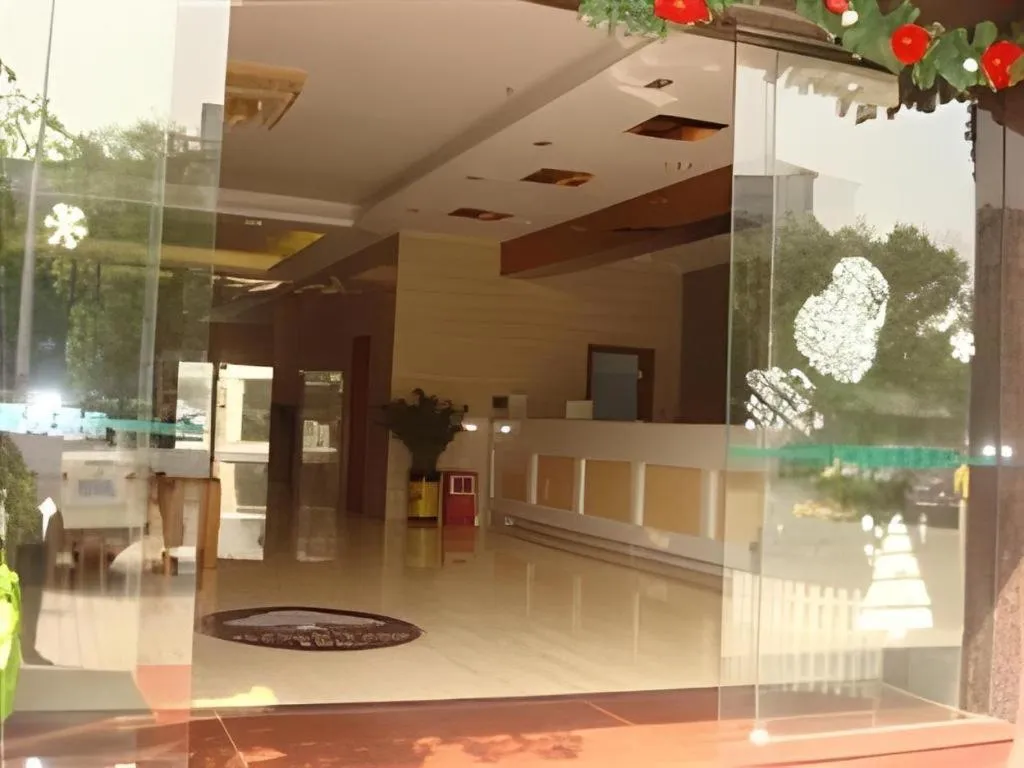 GreenTree Inn Guangzhou Panyu Bus Station Business Hotel