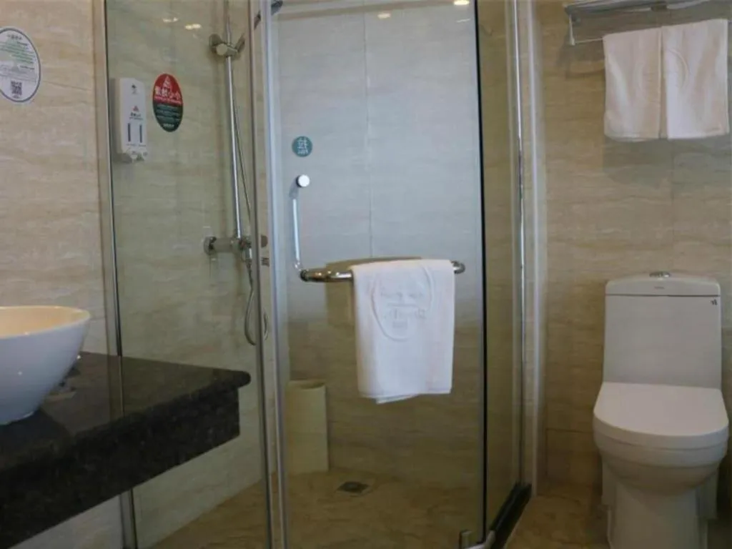 GreenTree Inn Guangzhou Panyu Bus Station Business Hotel