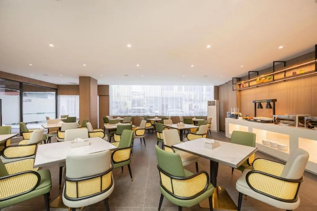 GreenTree Inn Guangzhou Panyu Bus Station Business Hotel