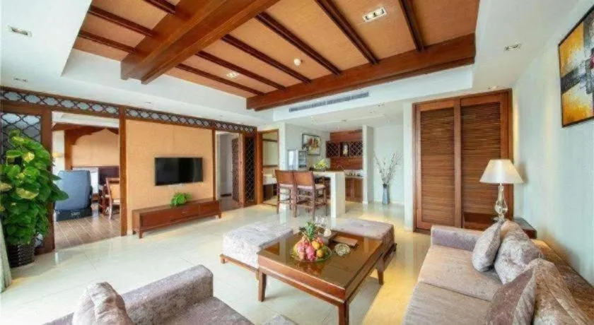 Grand Metro Park Bay Hotel