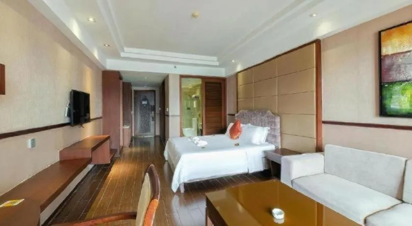 Bed in Grand Metro Park Bay Hotel