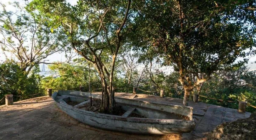 Grand Metro Park Bay Hotel