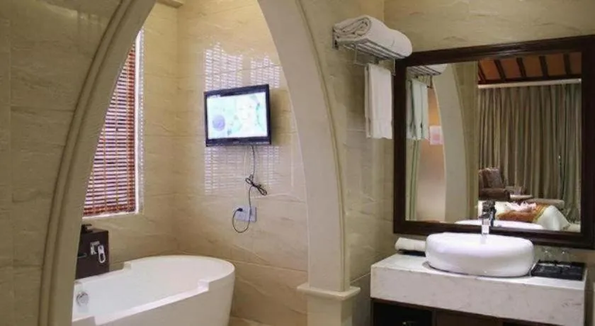 Grand Metro Park Bay Hotel