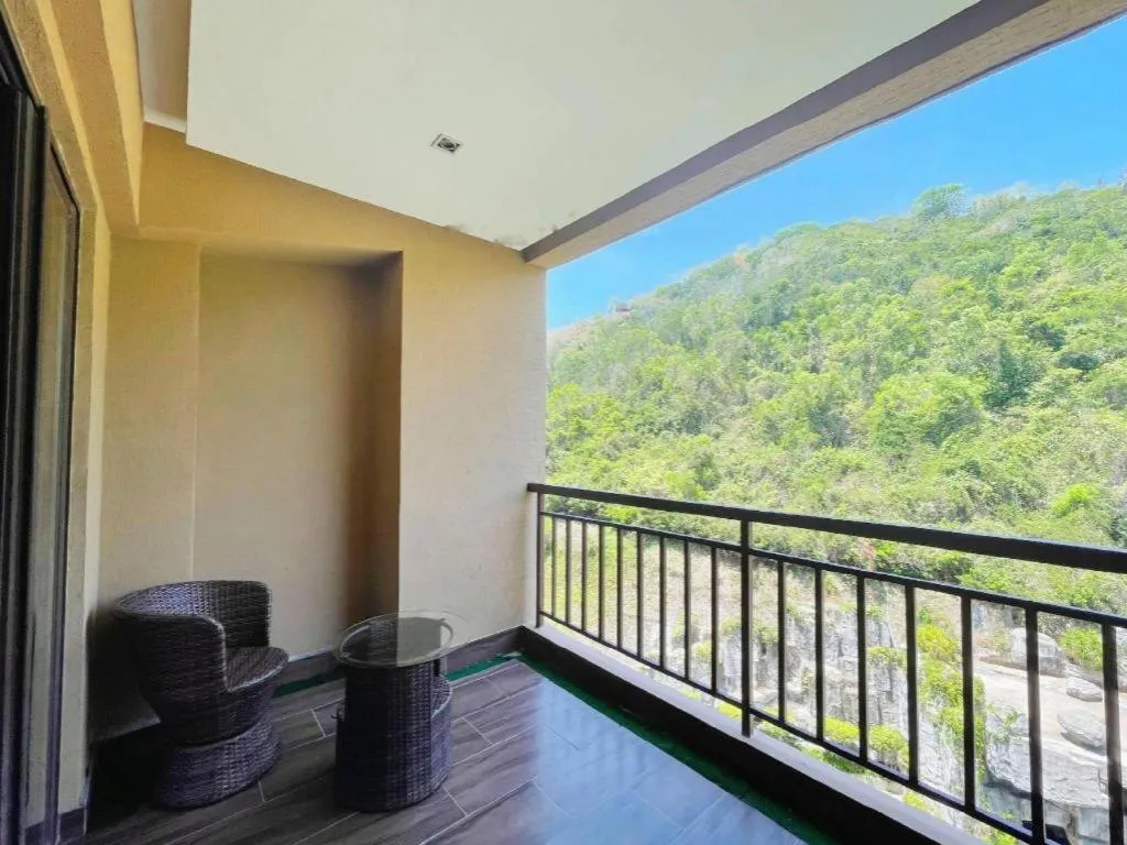 Grand Metro Park Bay Hotel