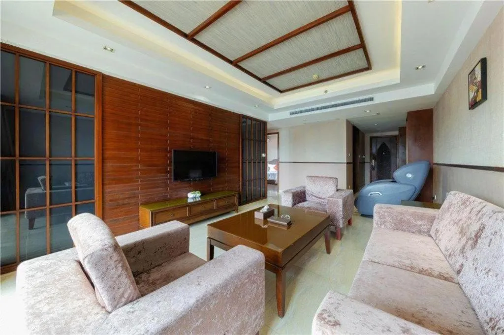 Grand Metro Park Bay Hotel