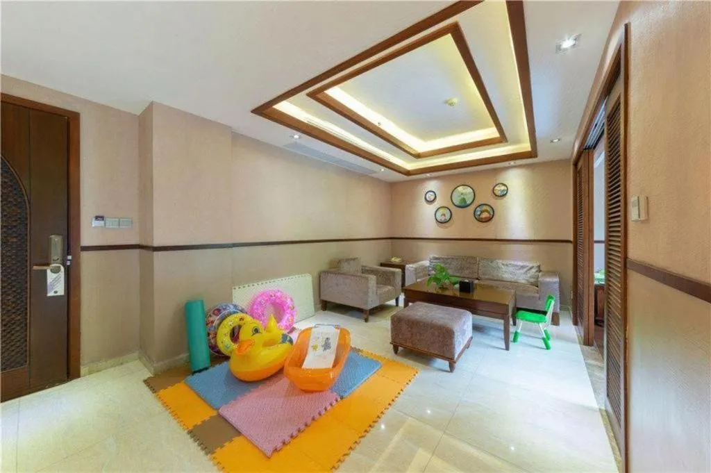 Grand Metro Park Bay Hotel