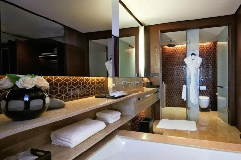 OCT Bay Breeze Hotel