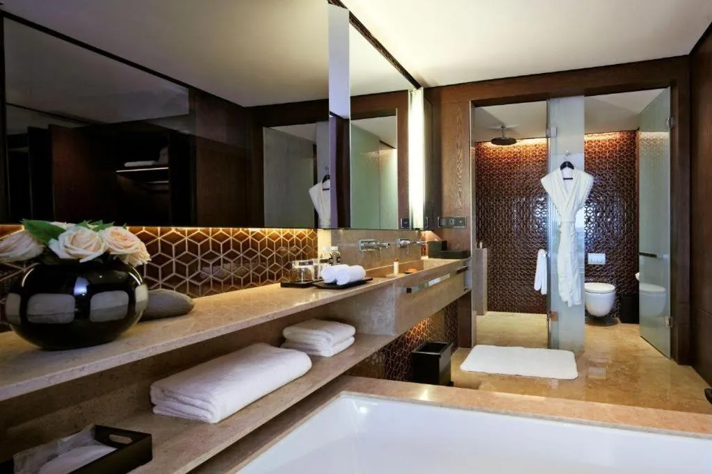 OCT Bay Breeze Hotel