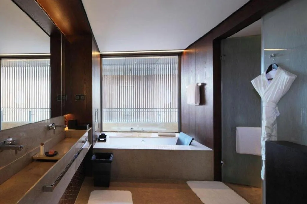 OCT Bay Breeze Hotel