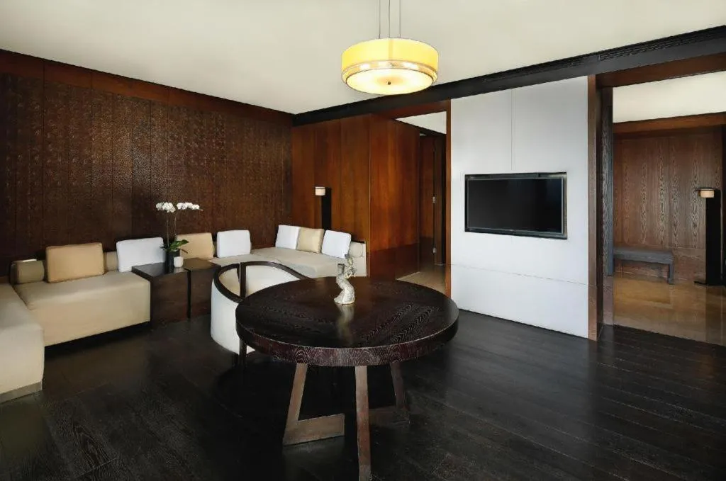 OCT Bay Breeze Hotel