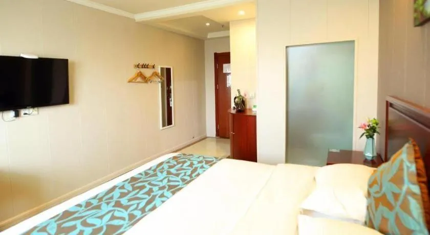 Bed in GreenTree Inn Wuxi Guangrui Road Hotel