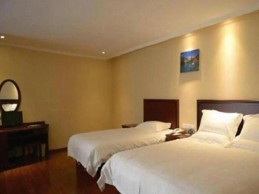 Bed in GreenTree Inn Wuxi Guangrui Road Hotel