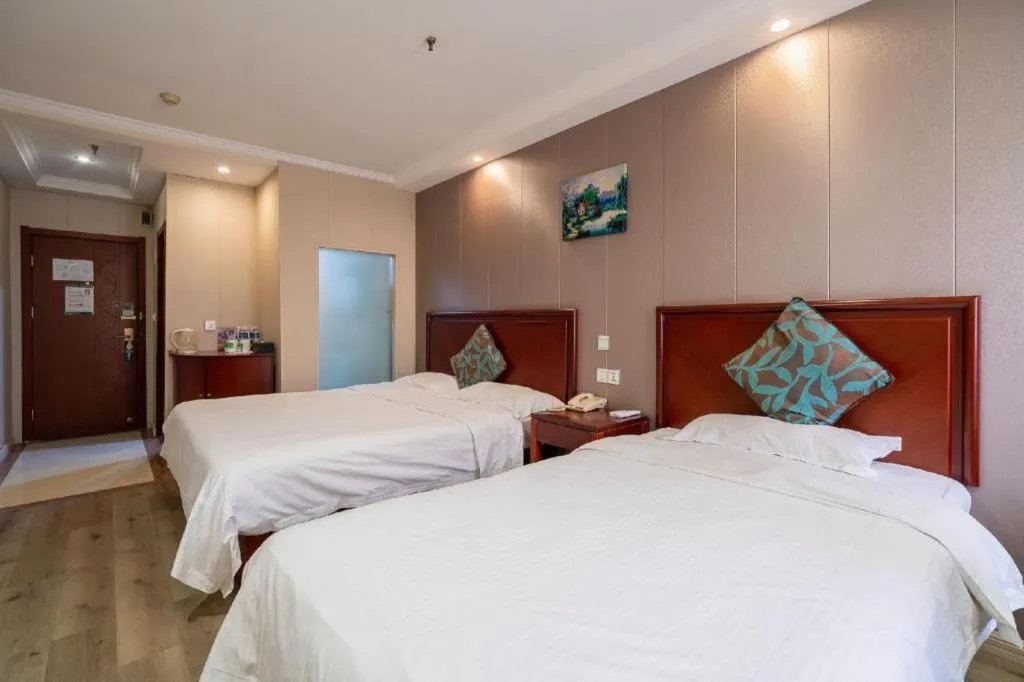 Bed in GreenTree Inn Wuxi Guangrui Road Hotel