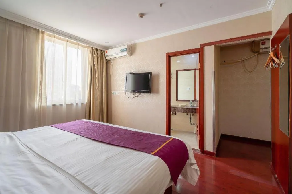 Bed in GreenTree Inn Wuxi Guangrui Road Hotel