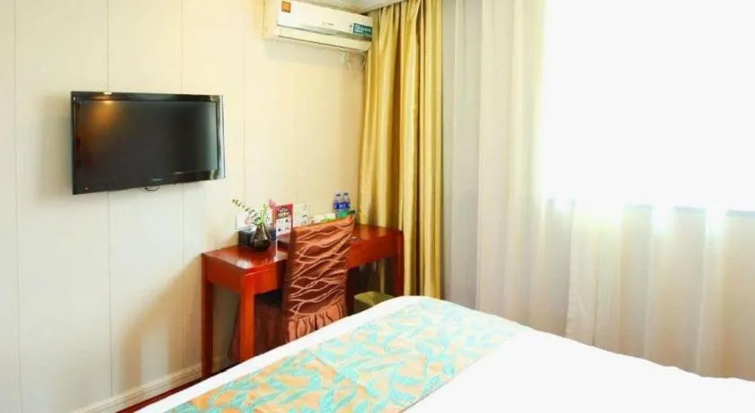 Bed in GreenTree Inn Wuxi Guangrui Road Hotel